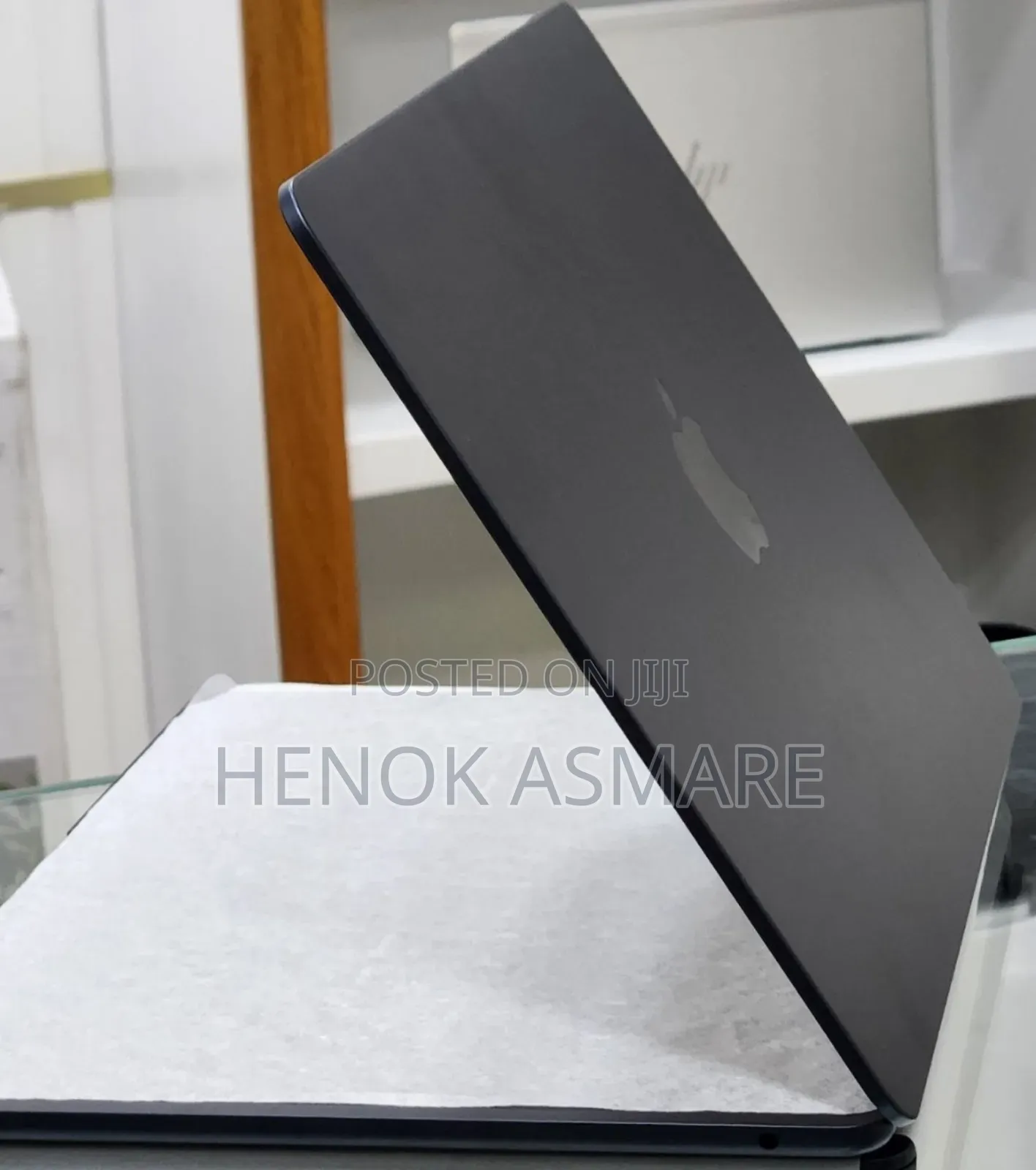 New Laptop Apple MacBook Pro 16GB Apple M4 SSD 256GB