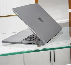 New Laptop Apple MacBook Pro M1 32GB Apple M1 Pro SSD 512GB