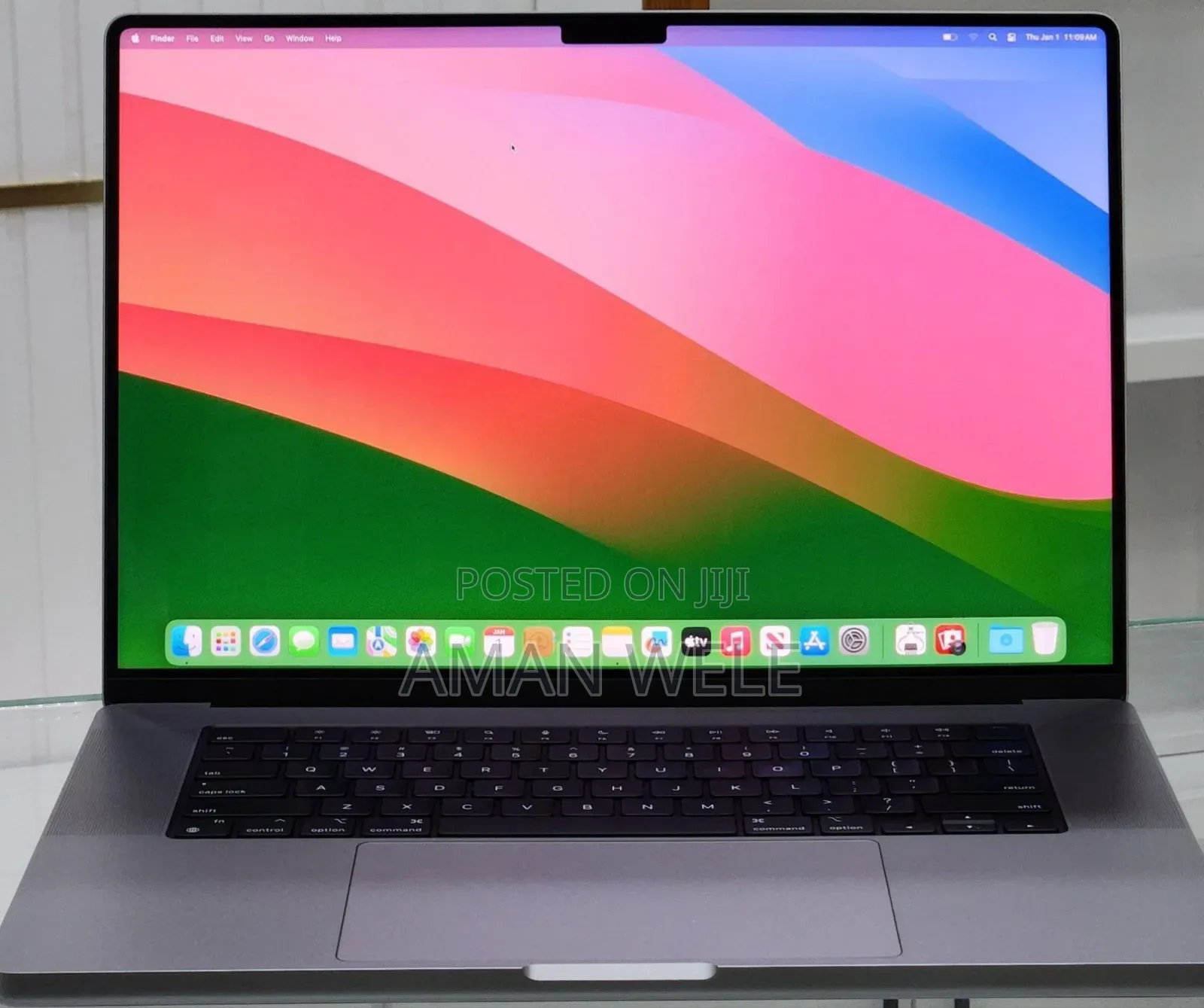 New Laptop Apple MacBook Pro 2021 M1 32GB Apple M1 SSD 512GB