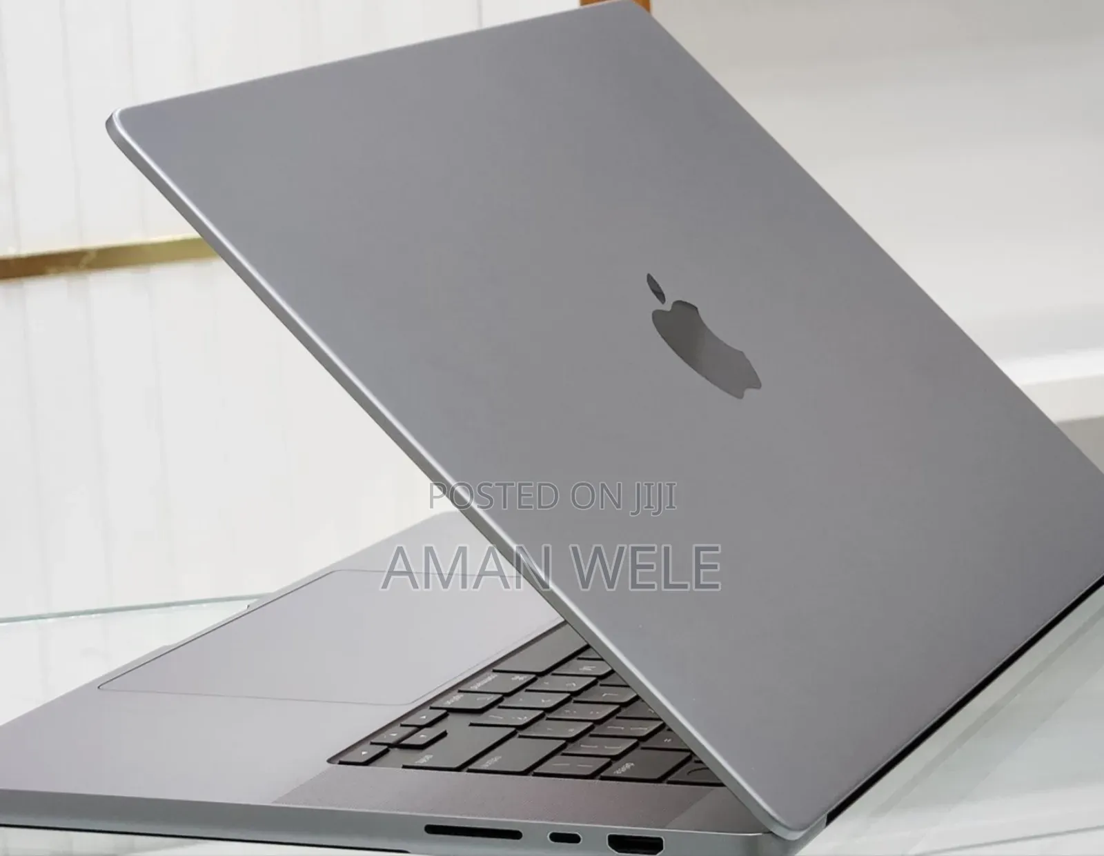 New Laptop Apple MacBook Pro 2021 M1 32GB Apple M1 SSD 512GB