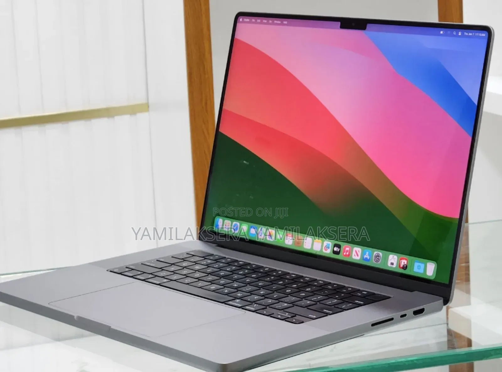 New Laptop Apple MacBook Pro M1 32GB Apple M1 Pro SSD 512GB