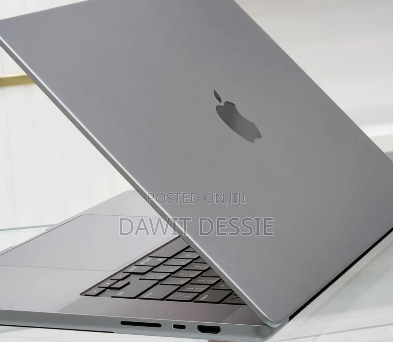 New Laptop Apple MacBook Pro 2021 M1 32GB Apple M1 SSD 512GB