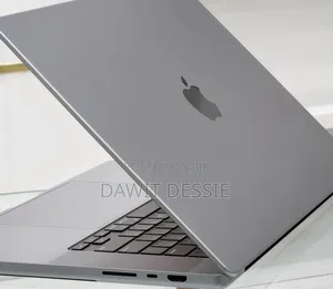 New Laptop Apple MacBook Pro 2021 M1 32GB Apple M1 SSD 512GB