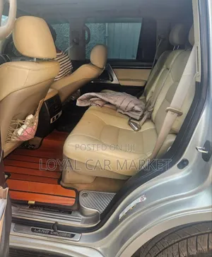 Toyota Land Cruiser 2011 Gray