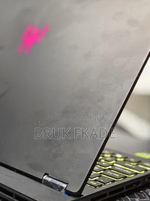 New Laptop Acer Predator Helios Neo 16 16GB Intel Xeon SSD 1T