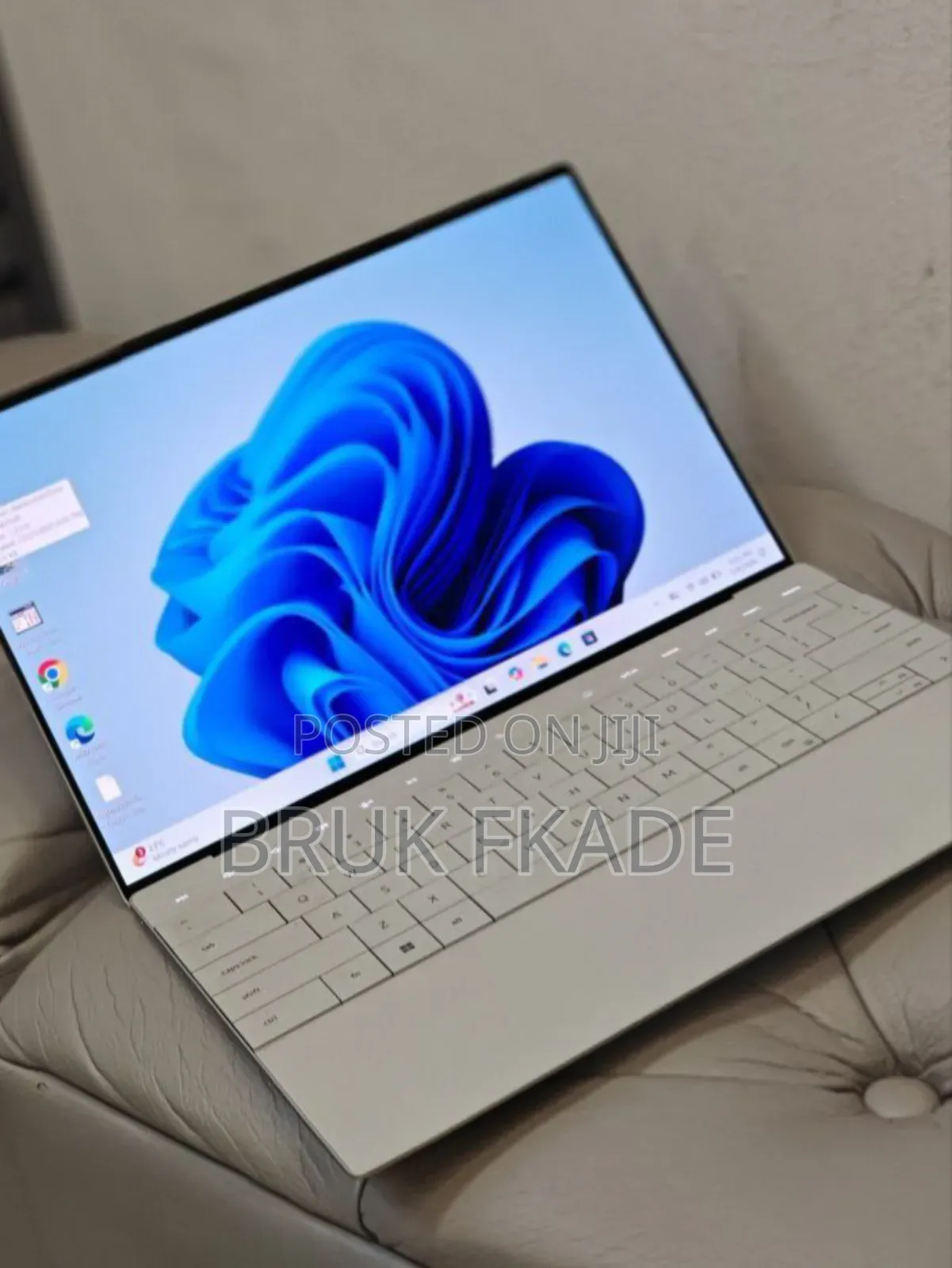 New Laptop Dell XPS 13 9320 32GB Intel Core I7 SSD 1T