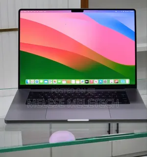 New Laptop Apple MacBook Pro 2021 M1 32GB Intel Core I5 SSD 512GB