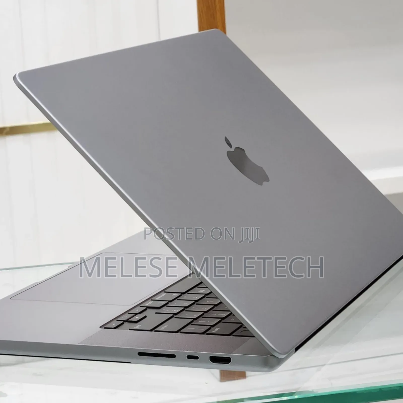 New Laptop Apple MacBook Pro 2021 M1 32GB Intel Core I5 SSD 512GB