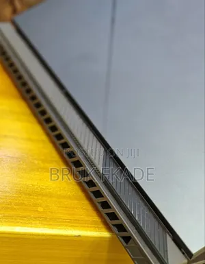 New Laptop Asus ROG Strix G16 G614 8GB Apple M4 Max SSD 16 GB