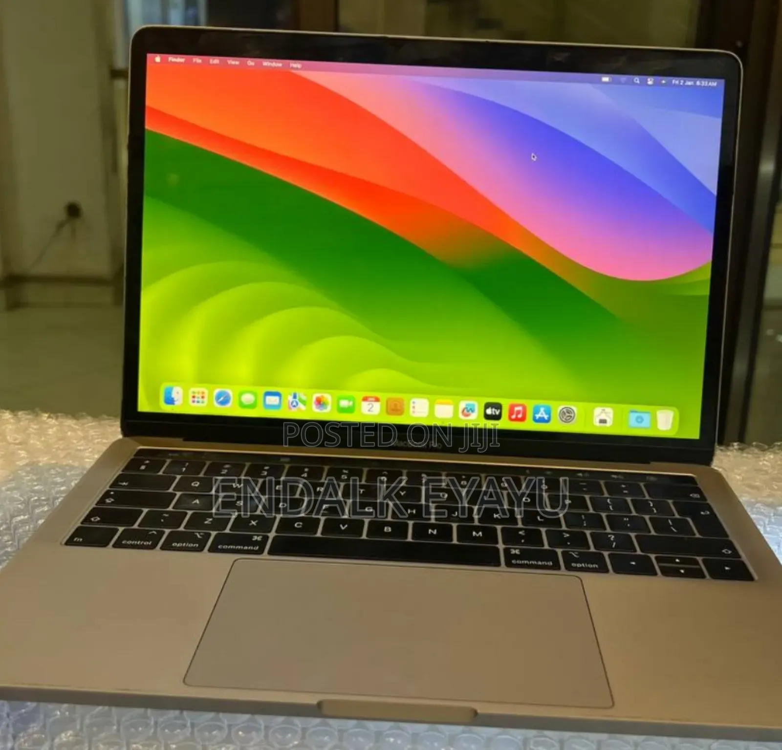 New Laptop Apple MacBook Pro 2019 8GB Intel Core I5 SSD 128GB