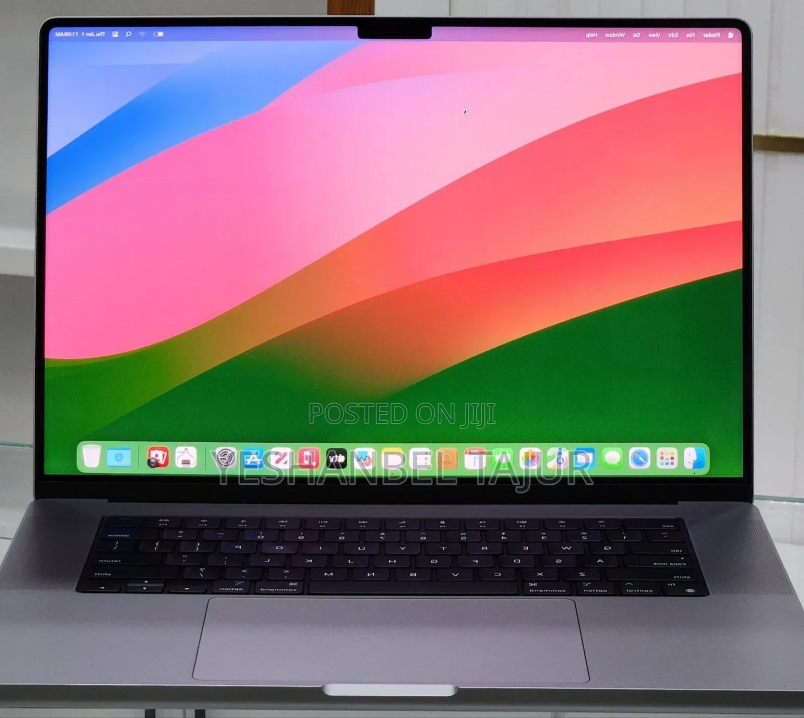 New Laptop Apple MacBook Pro M1 32GB Apple M1 Pro SSD 512GB