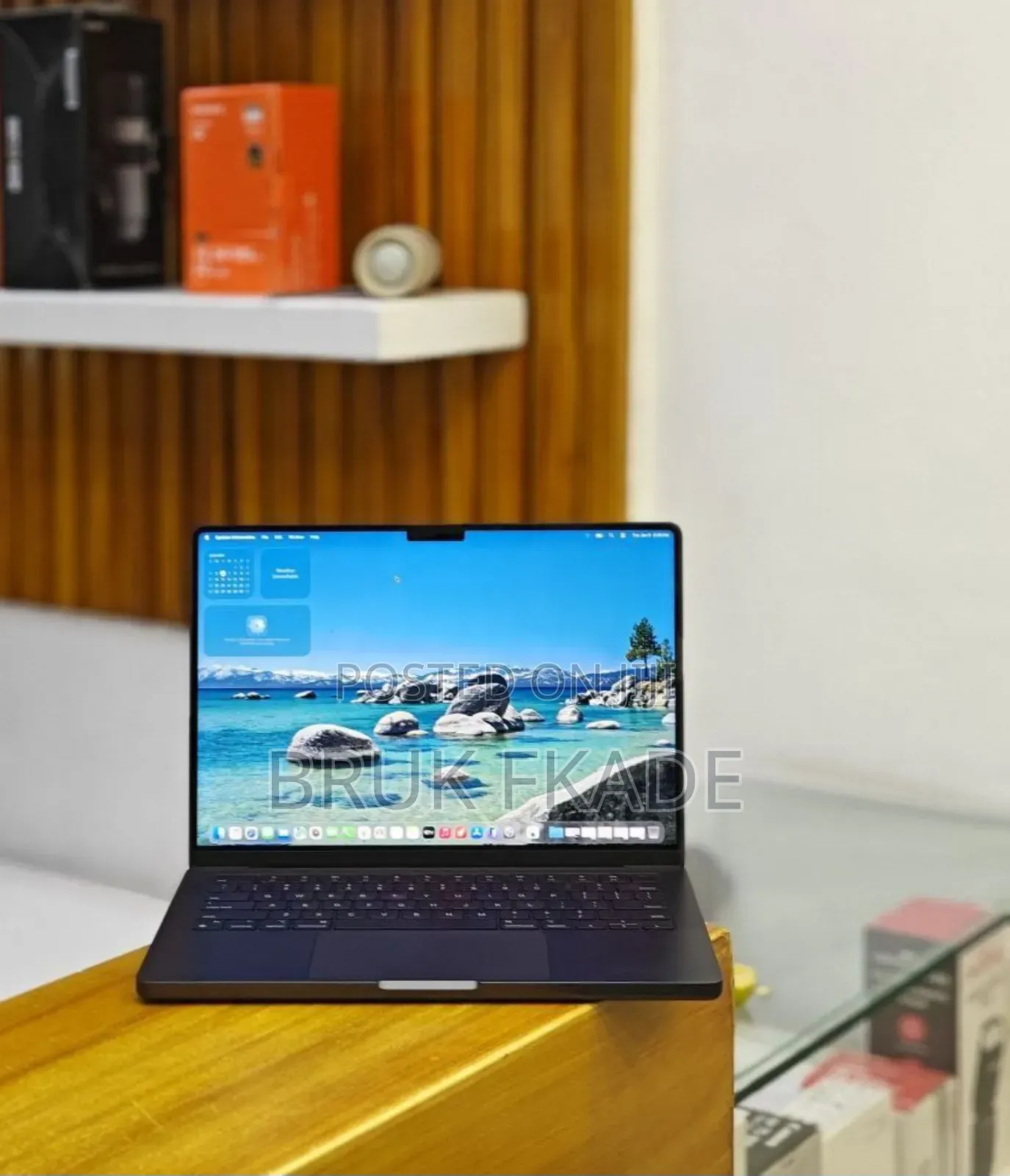 New Apple MacBook Pro 2023 M2 Max 14-Inch 16GB Intel Pentium SSD 512GB