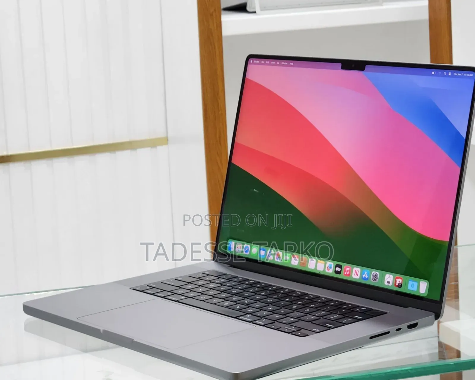 New Laptop Apple MacBook Pro M1 32GB Apple M1 Pro SSD 512GB