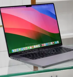 New Laptop Apple MacBook Pro M1 32GB Apple M1 Pro SSD 512GB