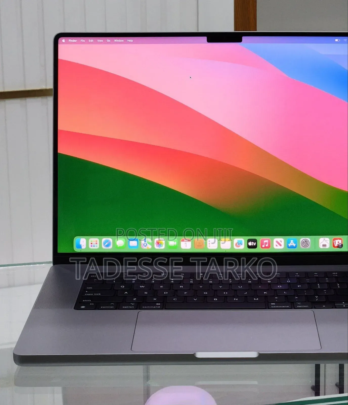 New Laptop Apple MacBook Pro M1 32GB Apple M1 Pro SSD 512GB