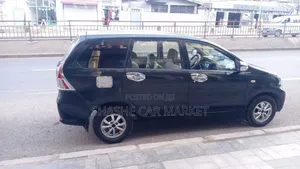Toyota Avanza 2012 Black
