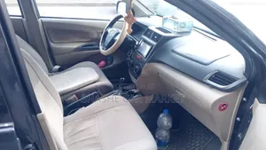 Toyota Avanza 2012 Black