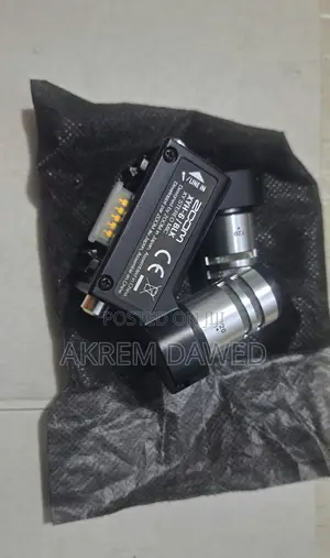 Adis Ababa Zoomer H8 8-Input / 12-Track Portable Handy Recorder