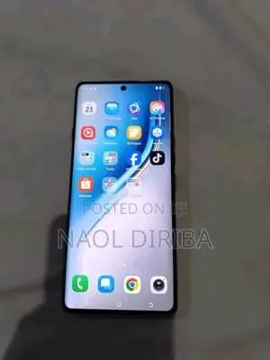 Tecno Camon 40 Pro 256 GB Gray