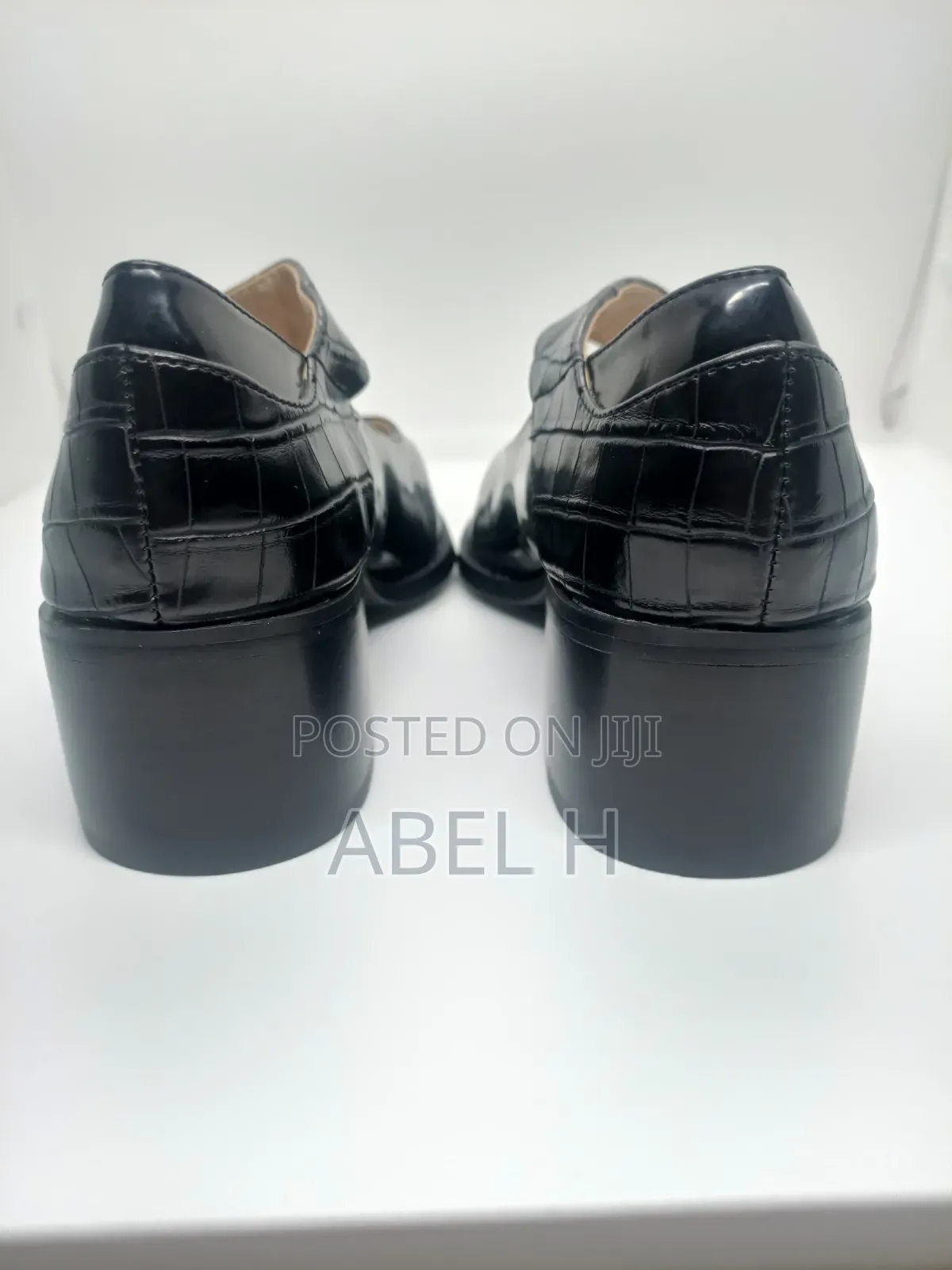 Moussy Black Heel Strap