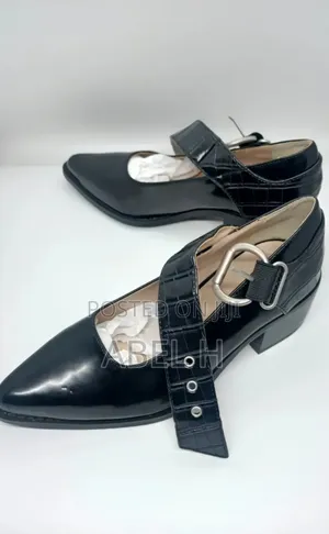 Moussy Black Heel Strap