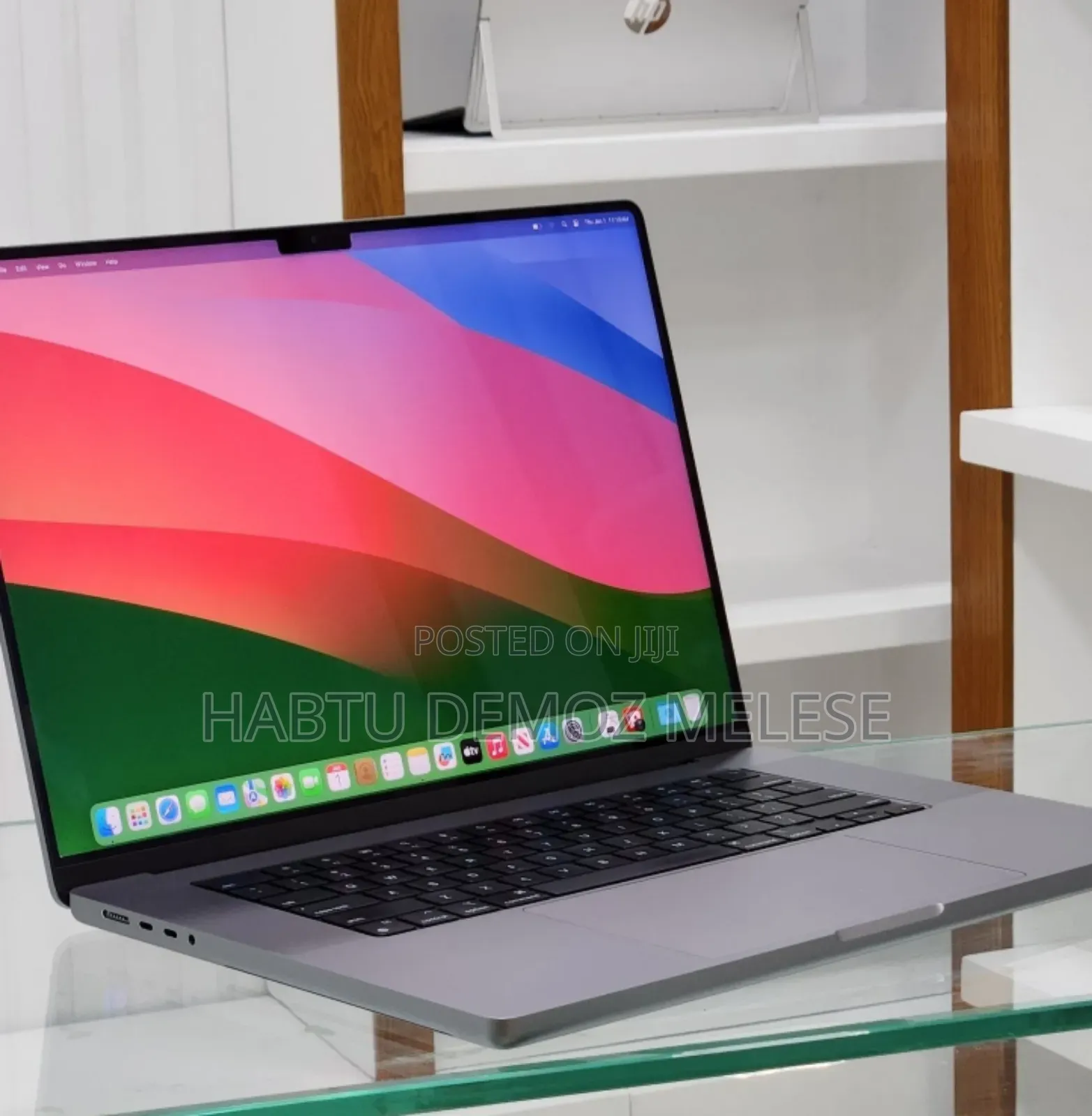 New Laptop Apple MacBook Pro M1 32GB Intel Core I5 SSD 512GB