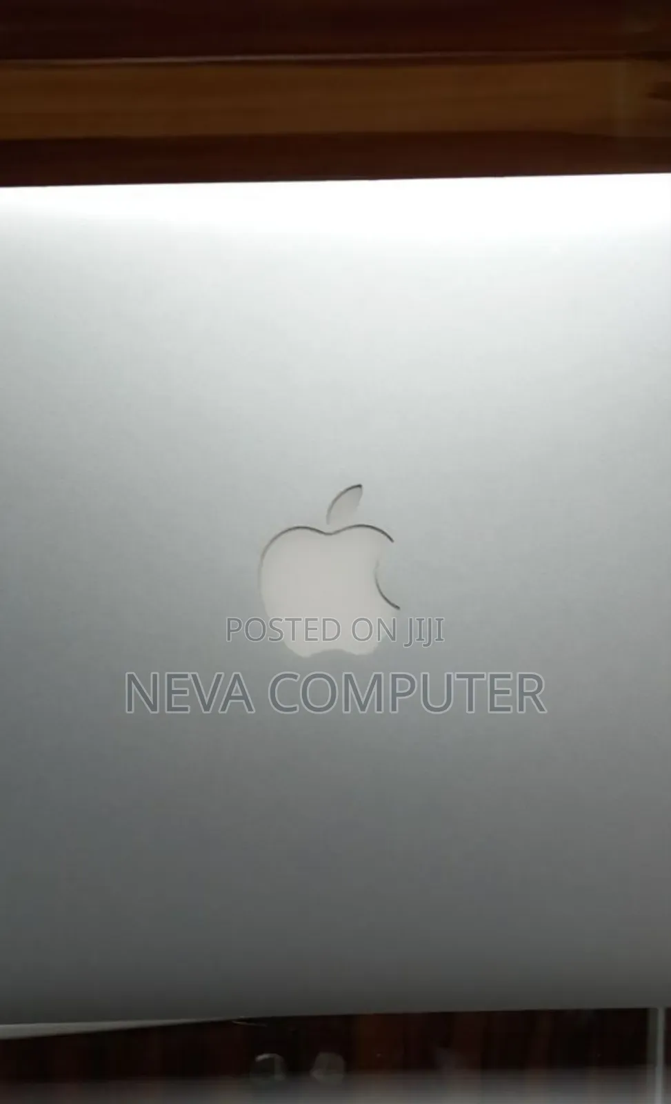 New Laptop Apple MacBook Air 2015 8GB Intel Core I5 SSD 256GB