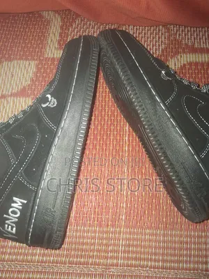 Nike Air Force Low Cut Venom Shoes