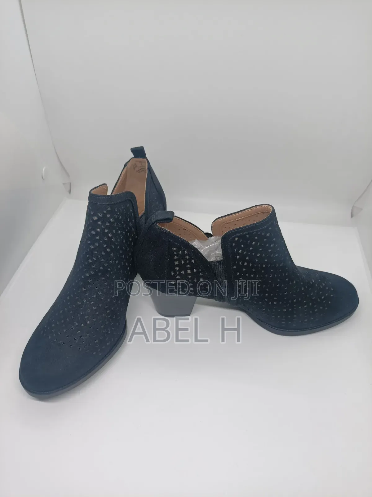 Lifestride Usa Woman's Boots and Booties