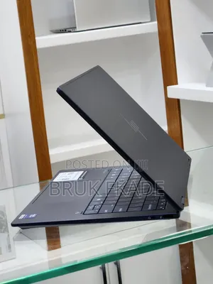 New Laptop HP OmniStudio X All-in-One 16GB AMD Ryzen 7 SSD 1T