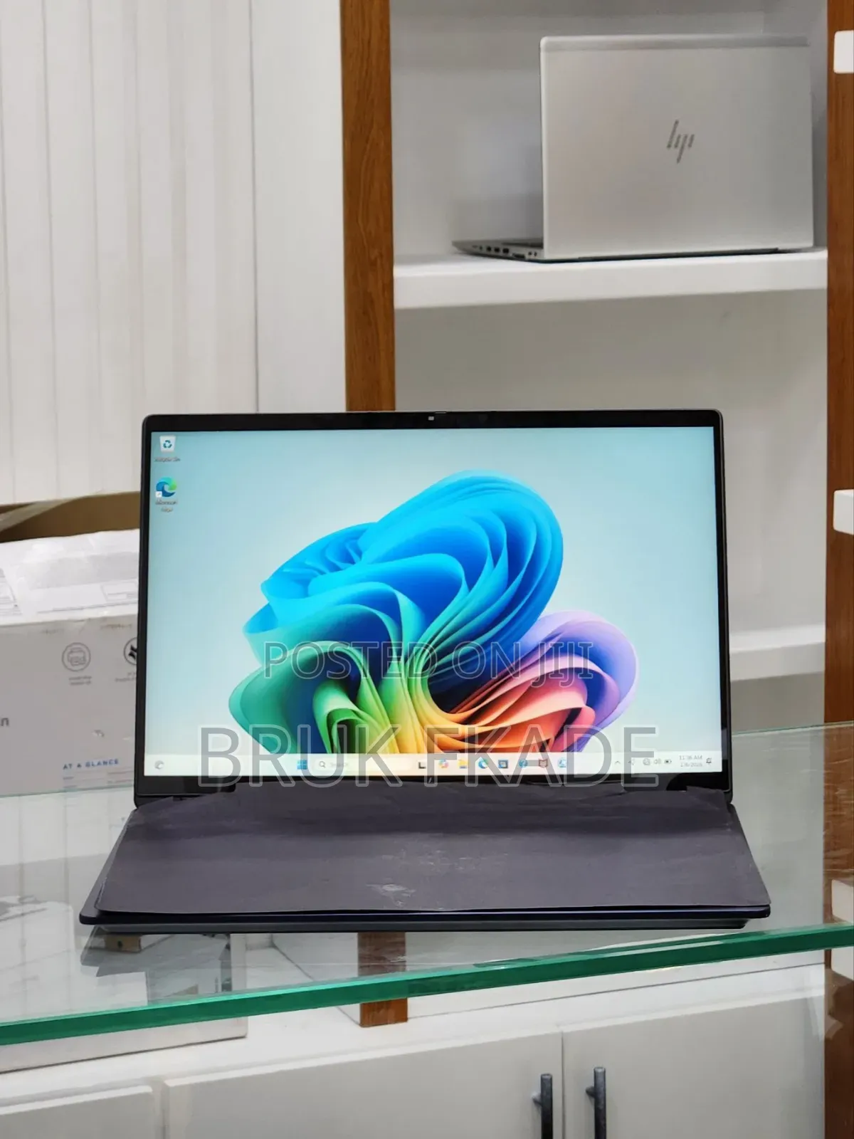 New Laptop HP OmniStudio X All-in-One 16GB AMD Ryzen 7 SSD 1T