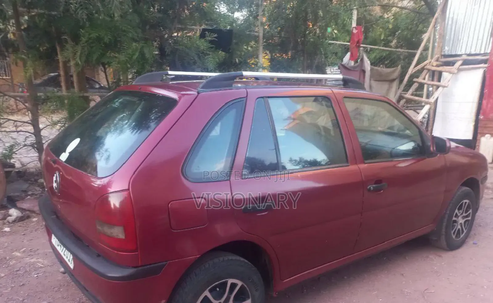 Volkswagen Golf 2005 Red