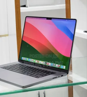 New Laptop Apple MacBook Pro M1 32GB AMD Ryzen 7 SSD 512GB