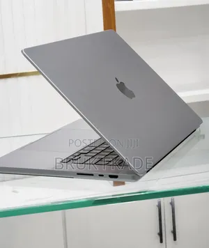 New Laptop Apple MacBook Pro M1 32GB AMD Ryzen 7 SSD 512GB