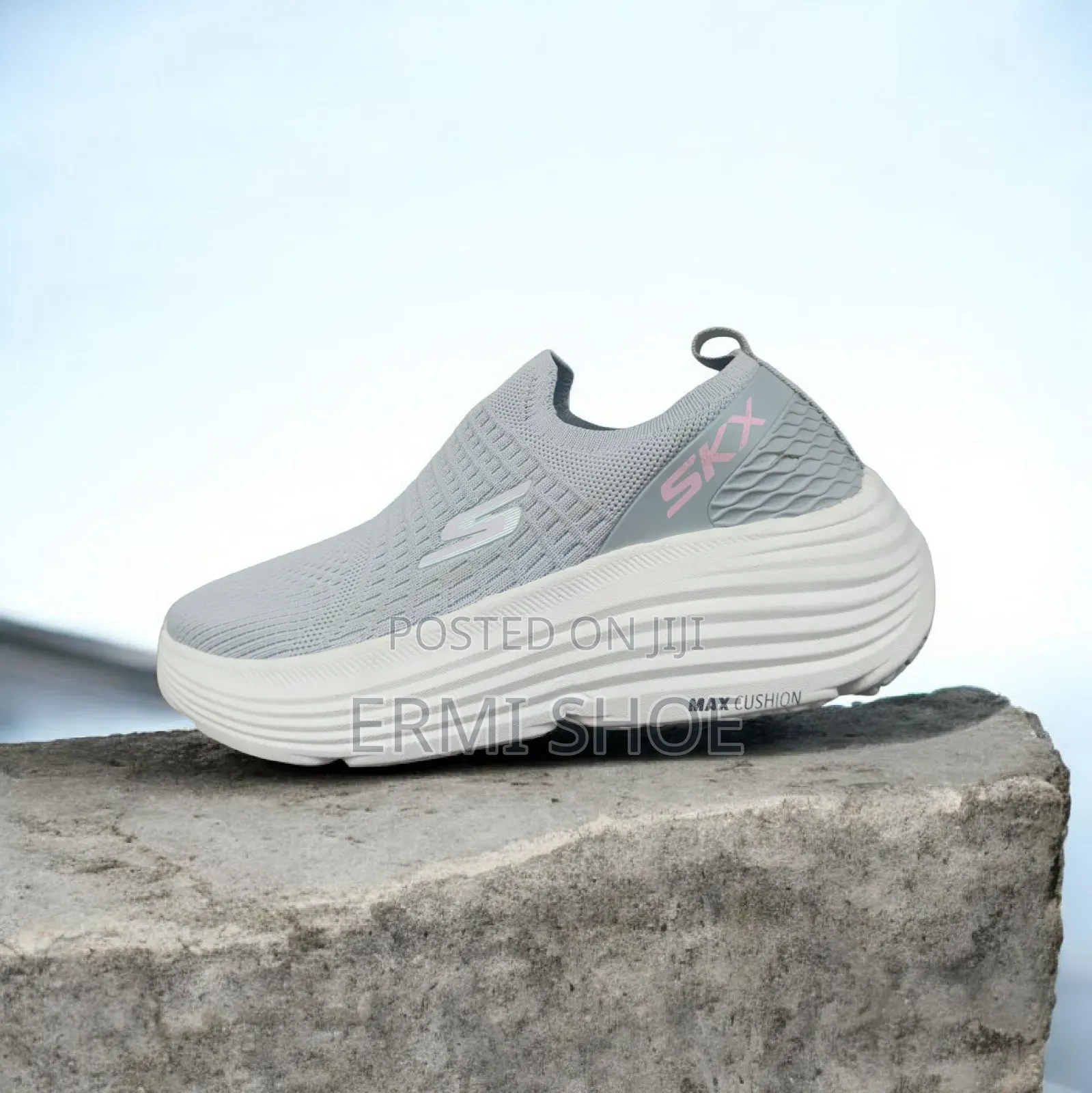 Max Cushion የሴት