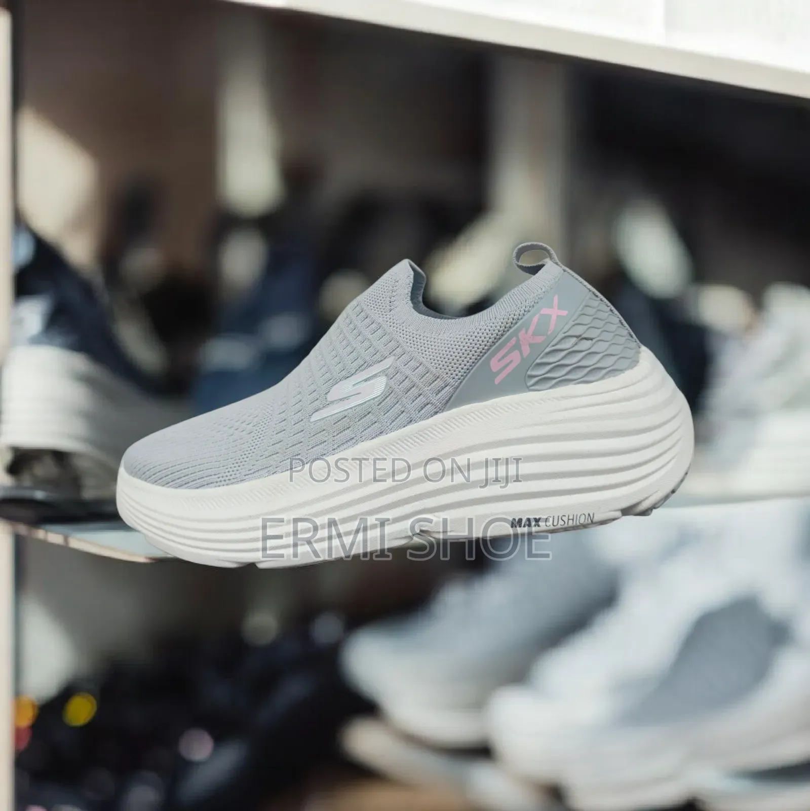 Max Cushion የሴት