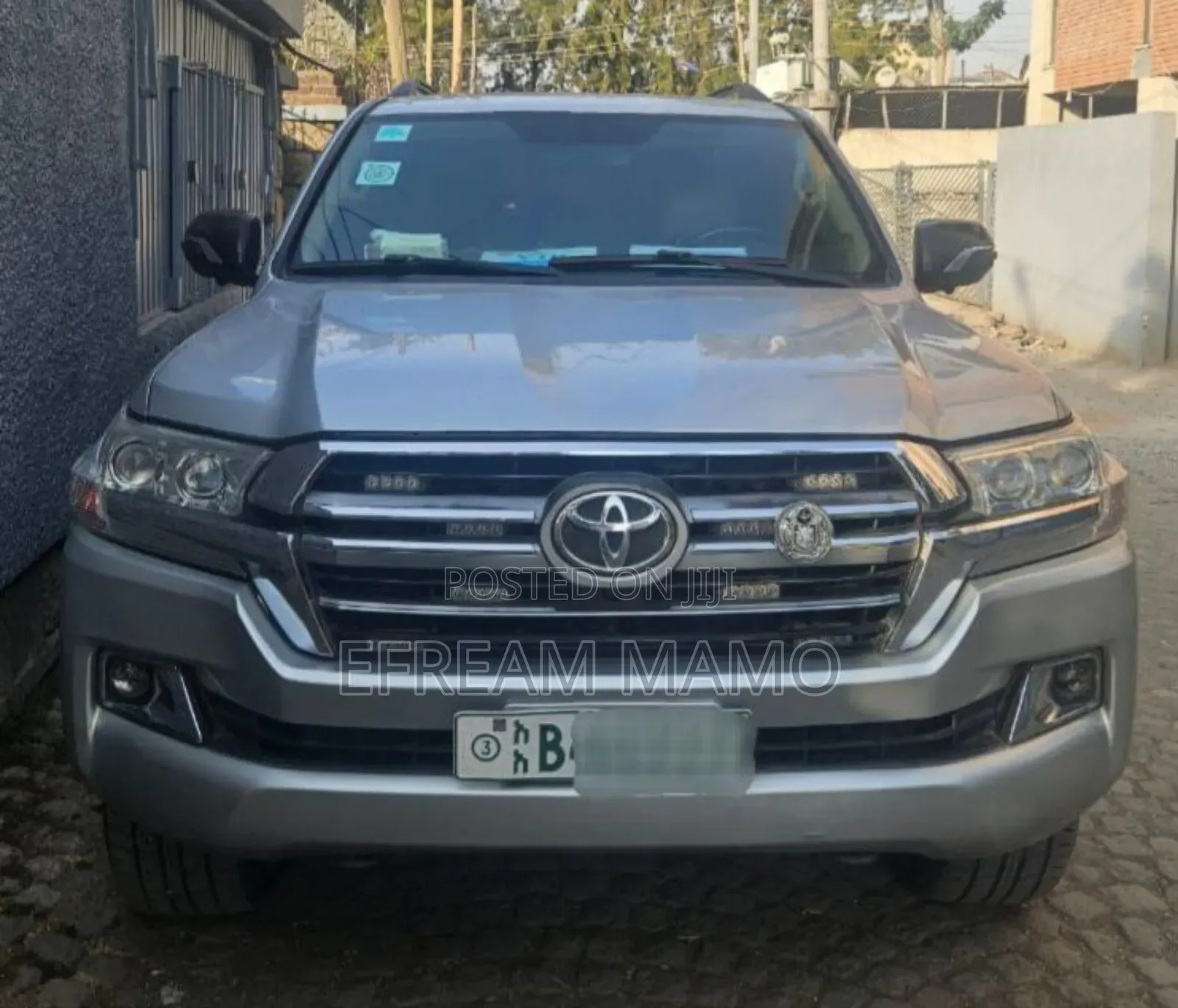 Toyota Land Cruiser 2013 White