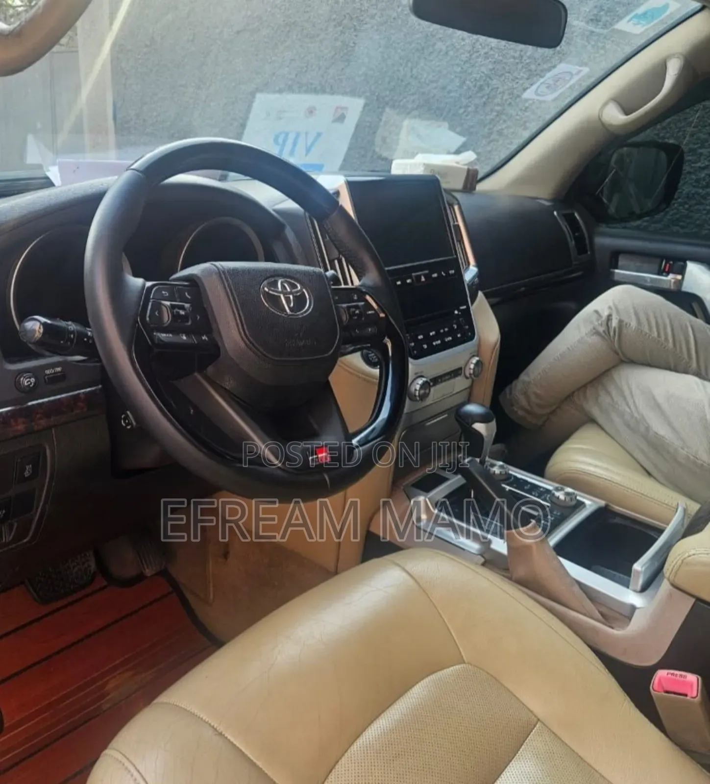 Toyota Land Cruiser 2013 White