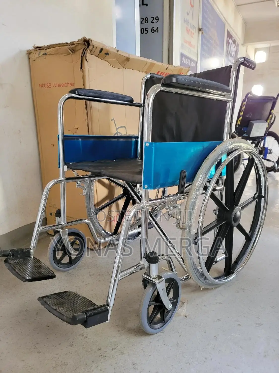 Normal Wheelchair疚囧quality Rexine Which Can Be Cleaned Easily