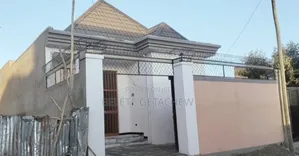 3bdrm Villa in Ccd Legetafo, Luxury, North Shewa for sale
