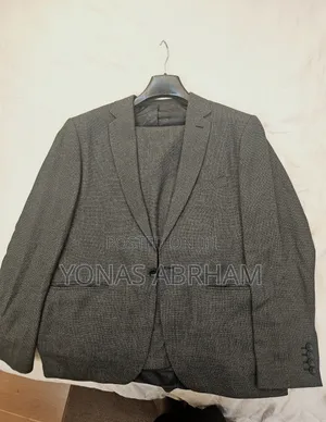 One-Time Used Suit – Size 54