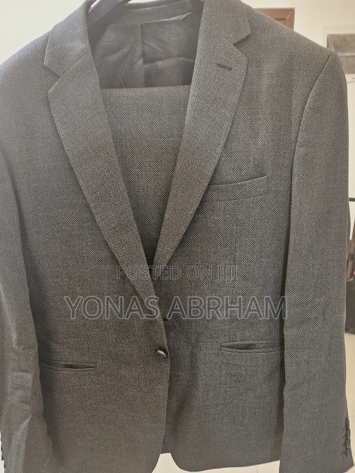 One-Time Used Suit – Size 54