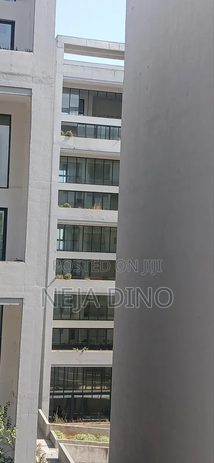 2bdrm Apartment in Re, Bole for sale