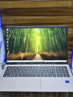New Laptop Dell Inspiron 15 16GB Intel Core I7 SSD 512GB