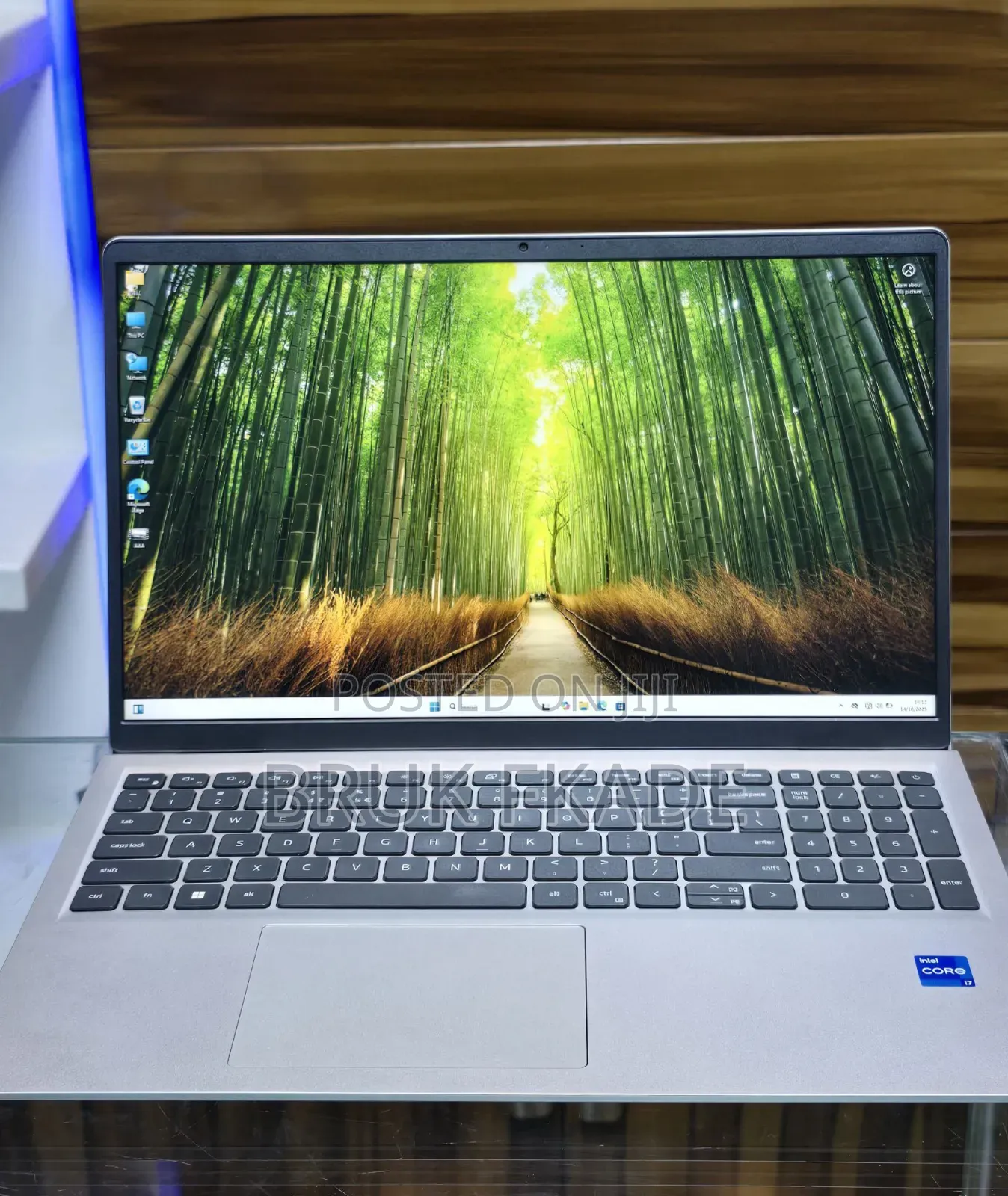 New Laptop Dell Inspiron 15 16GB Intel Core I7 SSD 512GB