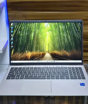 New Laptop Dell Inspiron 15 16GB Intel Core I7 SSD 512GB