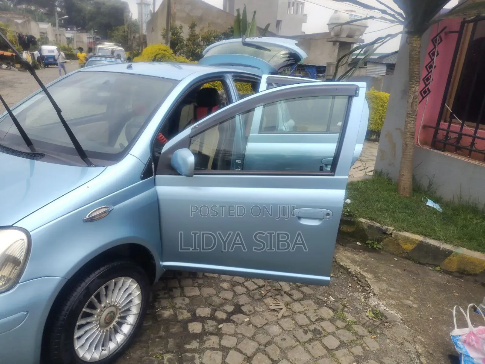 Toyota Vitz 2001 Blue