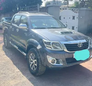 Toyota Hilux 2.5 D-4D Double Cab 2008 Gray