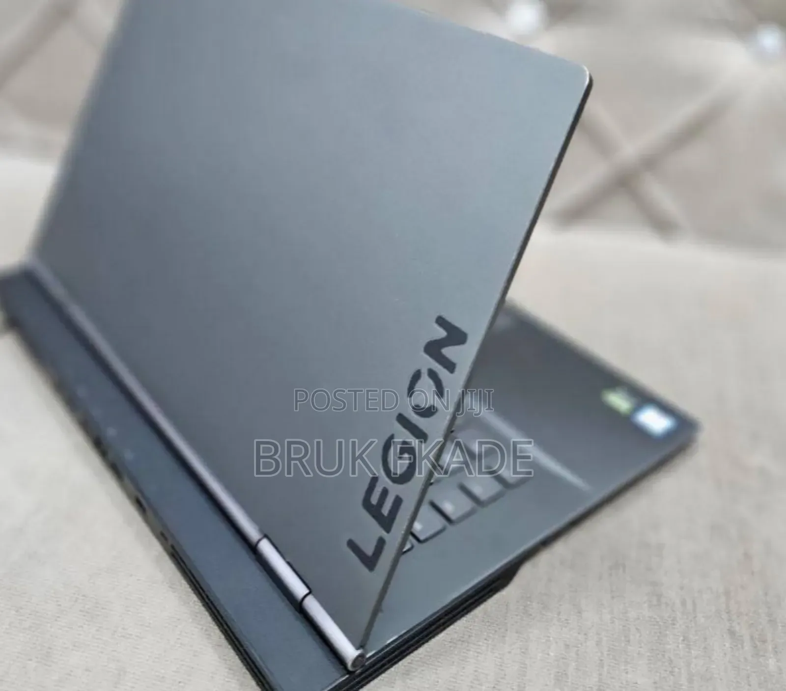 New Laptop Lenovo LOQ 15ARP9 16GB Intel Core I7 SSD 256GB