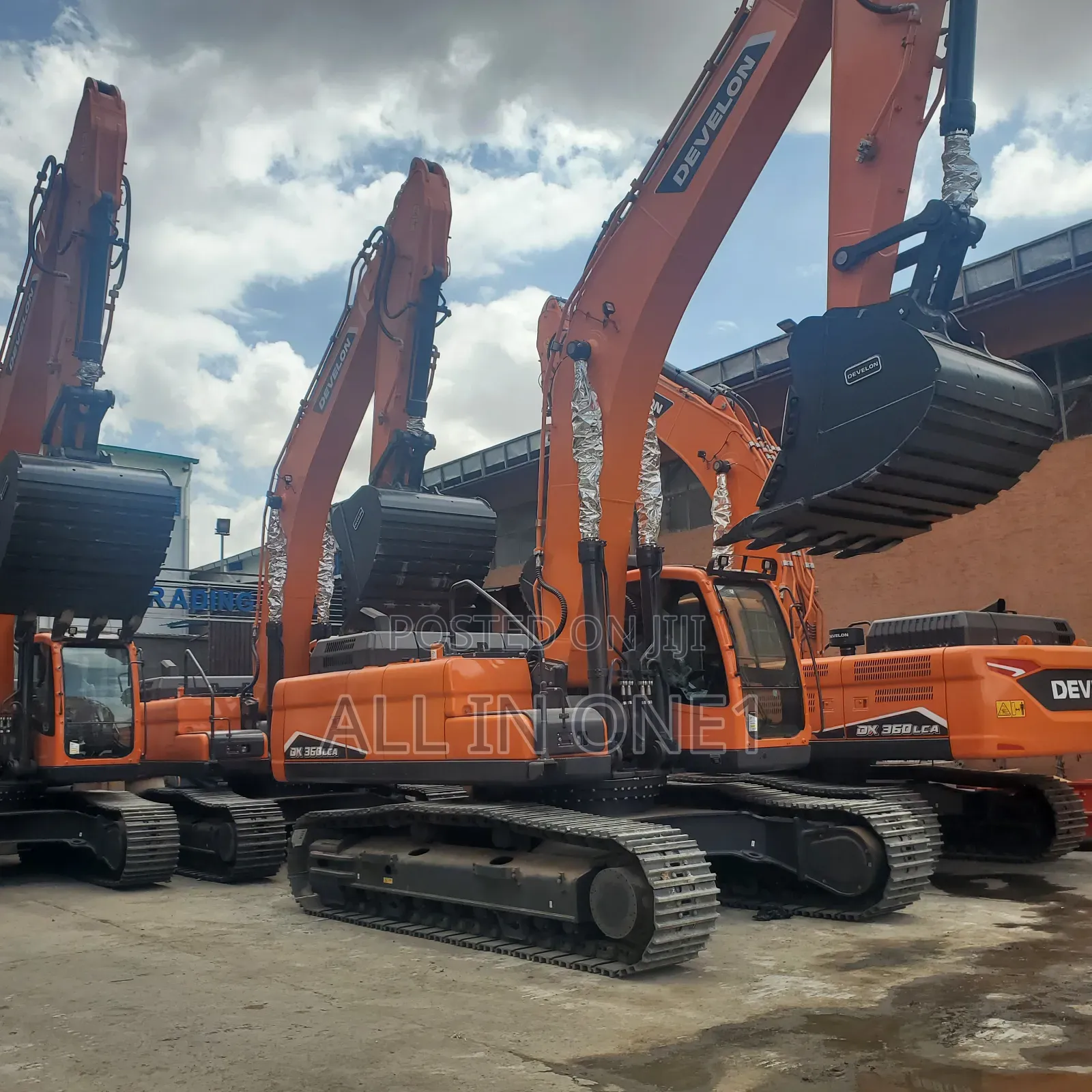 Develon 360 7m-Lca Excavator